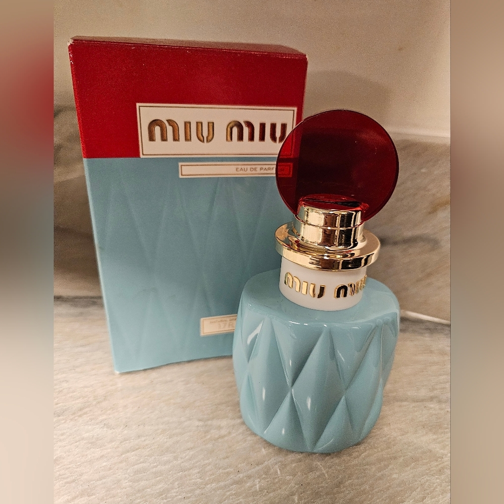 1.7 Oz. Miu Miu Eau De Parfum